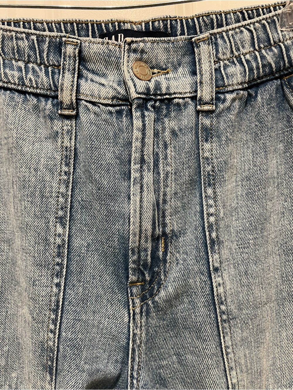 EUC GAP High-Rise Denim Girlfriend Utility Joggers in Medium Wash Size Small - Picture 12 of 16